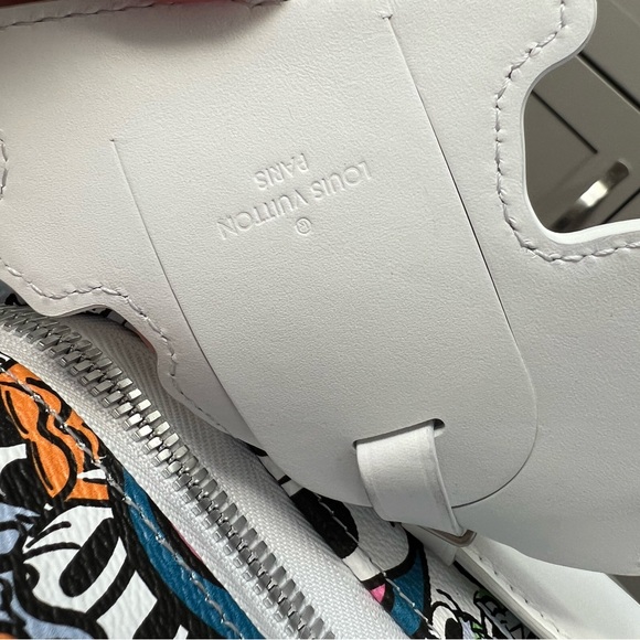 SS23 LV Comic Monogram Horizon 55 Limited Edition - Picture 5 of 11